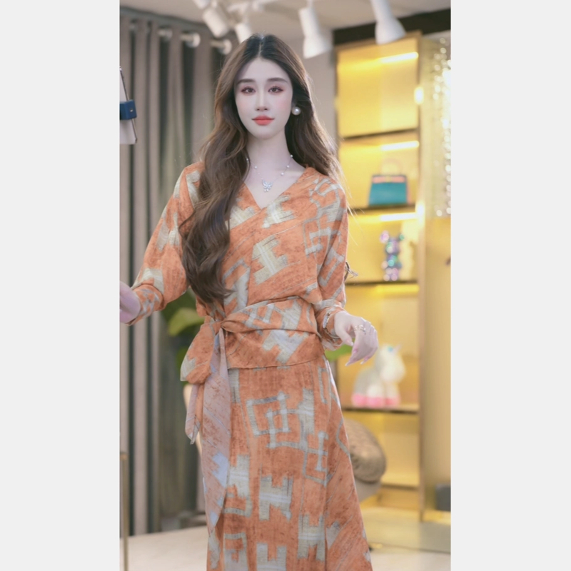 【张喜喜】春夏季重磅真丝气质时尚印花收腰显瘦时尚套装女 2472401