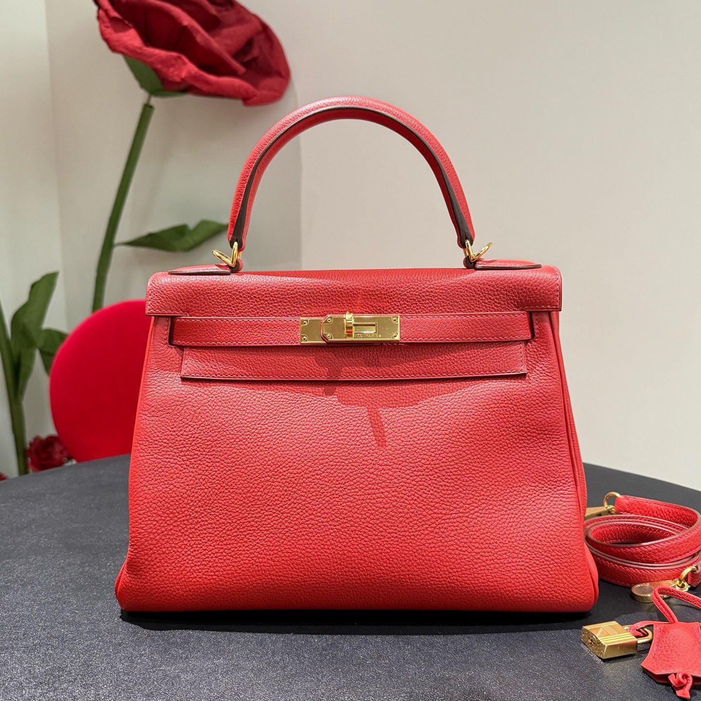 95新 Hermes/爱马仕 红金Kelly28togo金扣/T刻