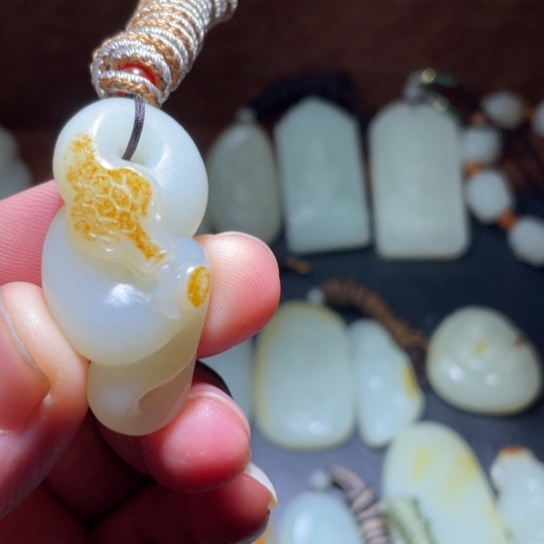 和田玉（白玉）未镶嵌玉牌