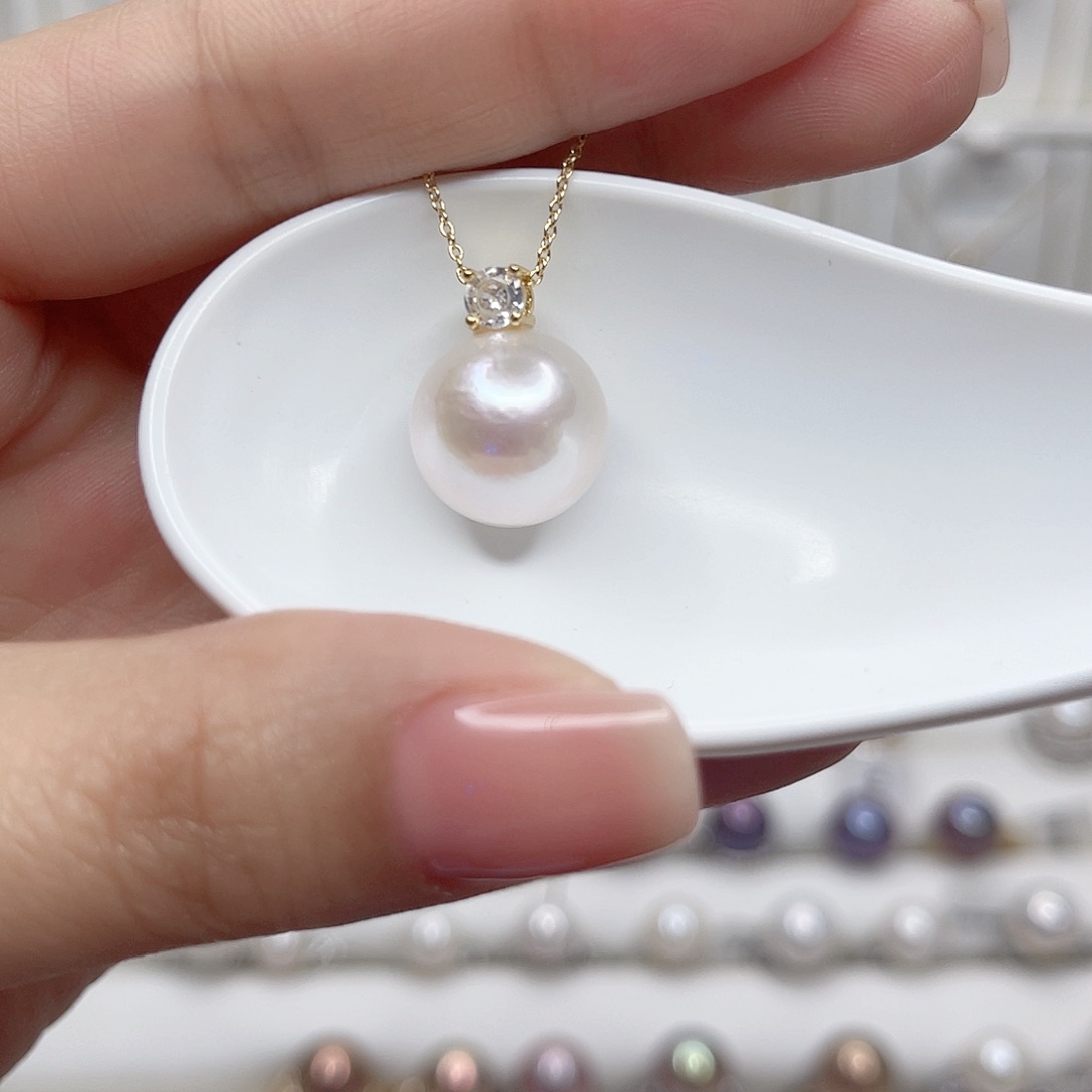淡水珍珠吊坠(赠链)未镶嵌