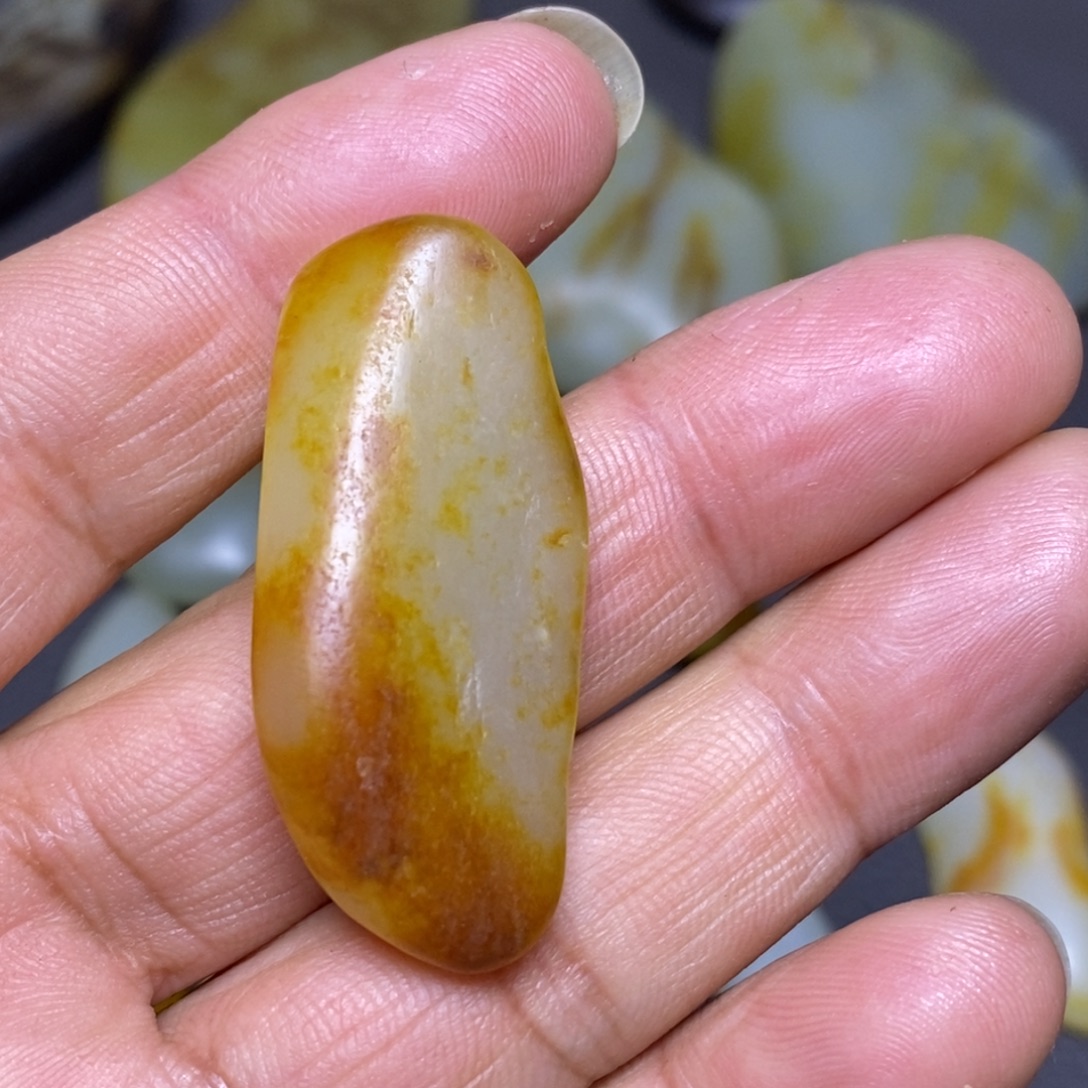 和田玉（糖玉）未镶嵌挂件