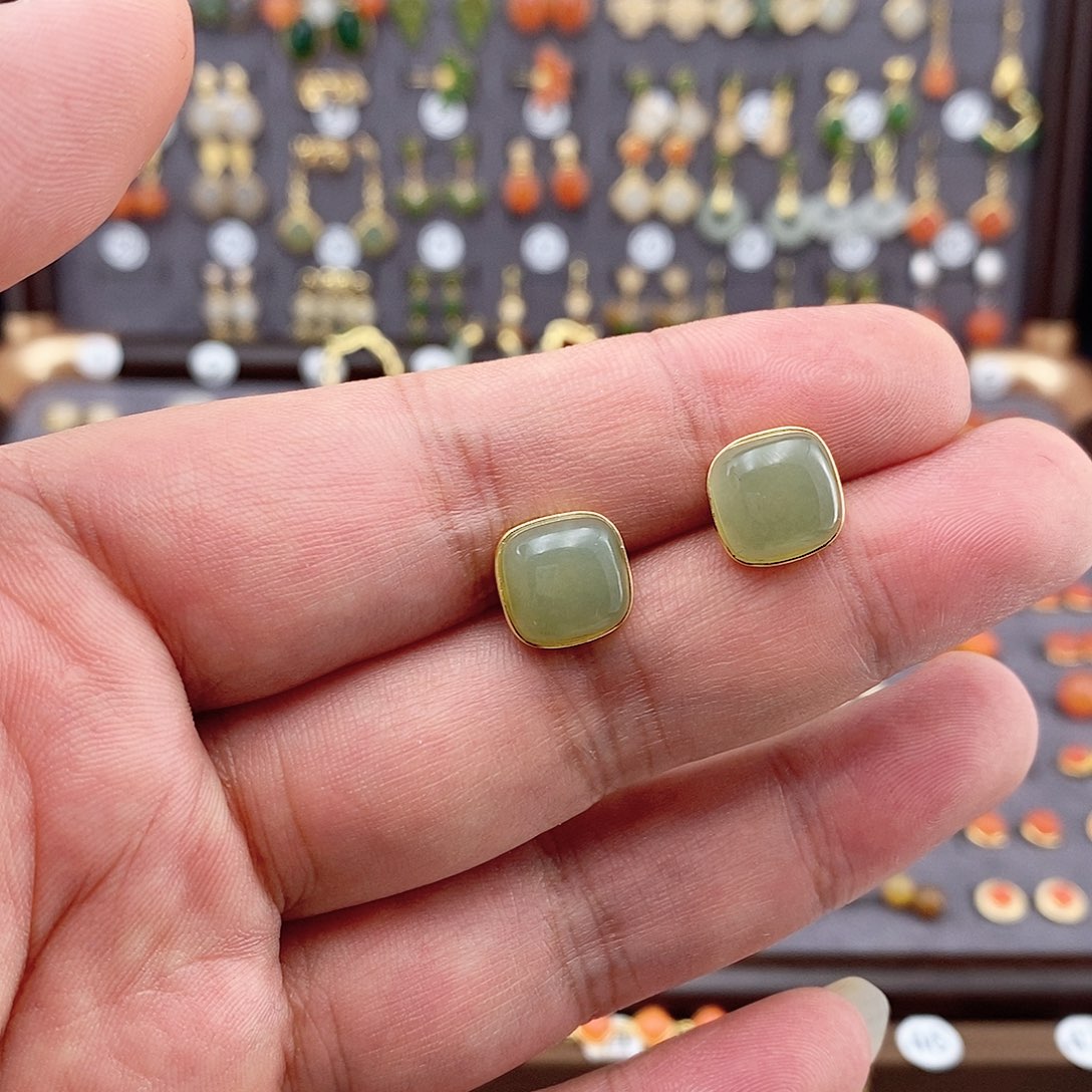 和田玉银S925镶嵌耳饰