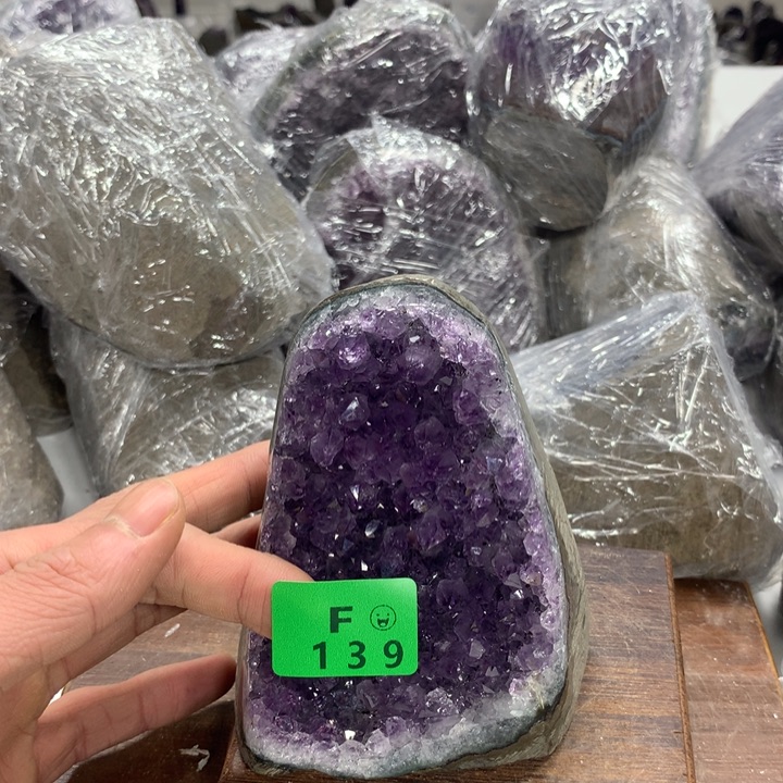 紫晶大型摆件（非配饰）未镶嵌