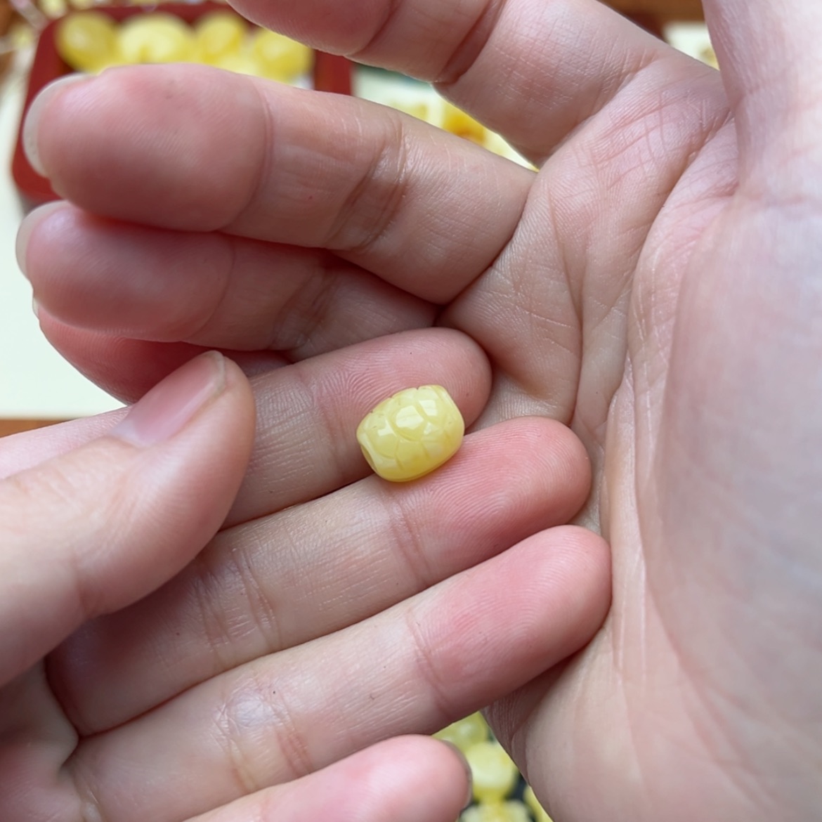 【闪购商品】蜜蜡裸石未镶嵌配饰