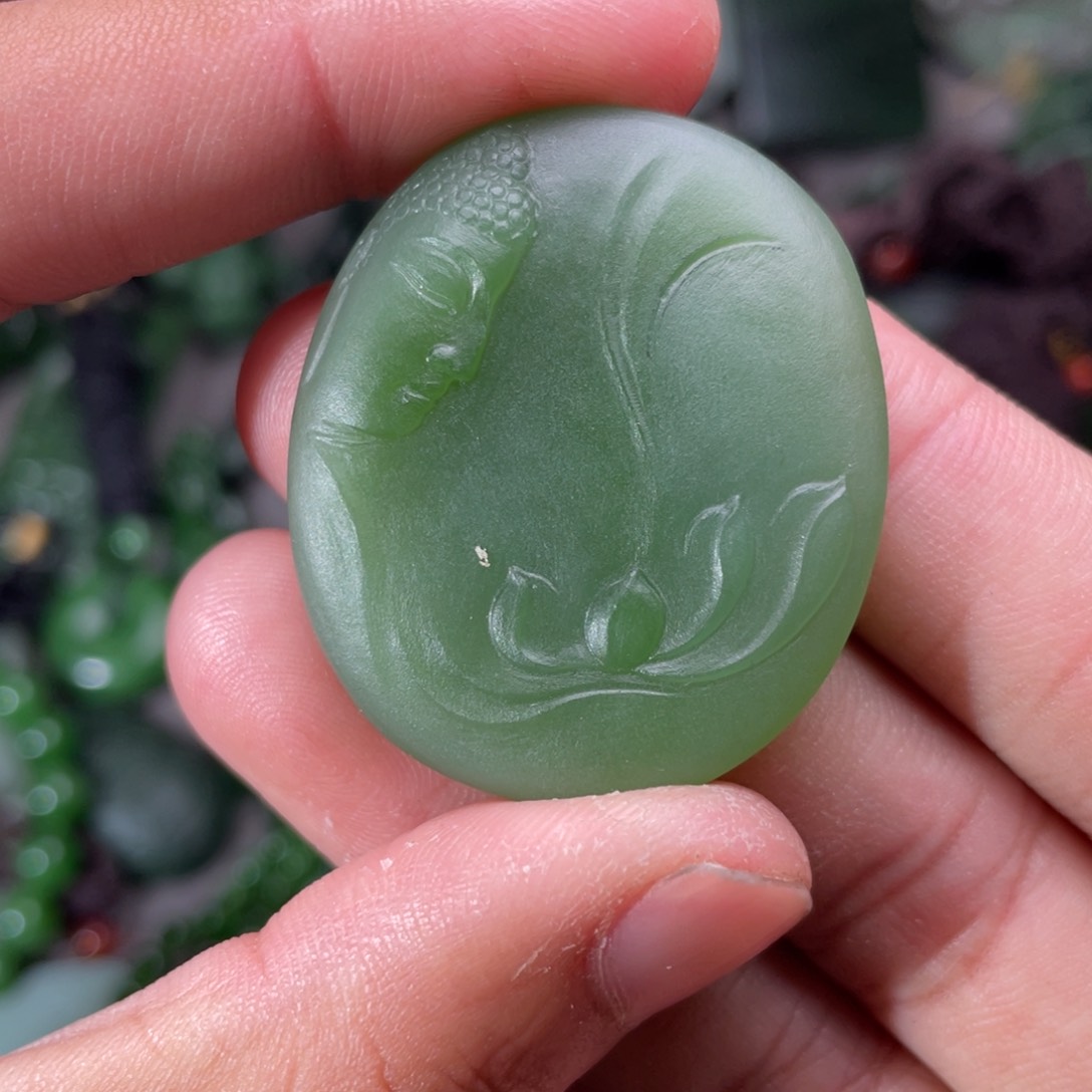 和田玉（碧玉）颈饰未镶嵌定制