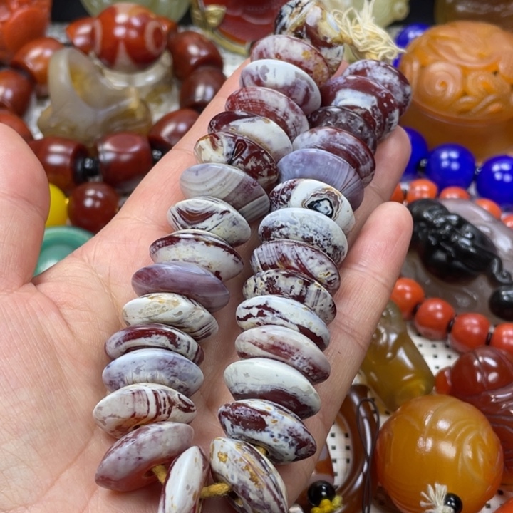 玛瑙/玉髓颈饰未镶嵌