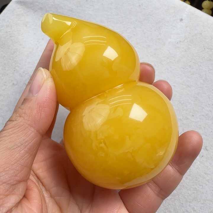 蜜蜡珠宝奇石未镶嵌