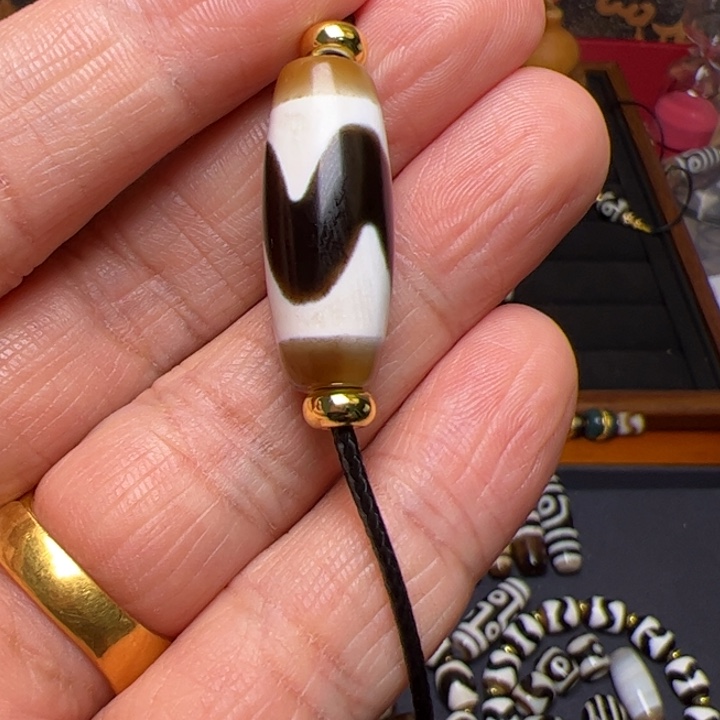 未镶嵌颈饰玛瑙/玉髓