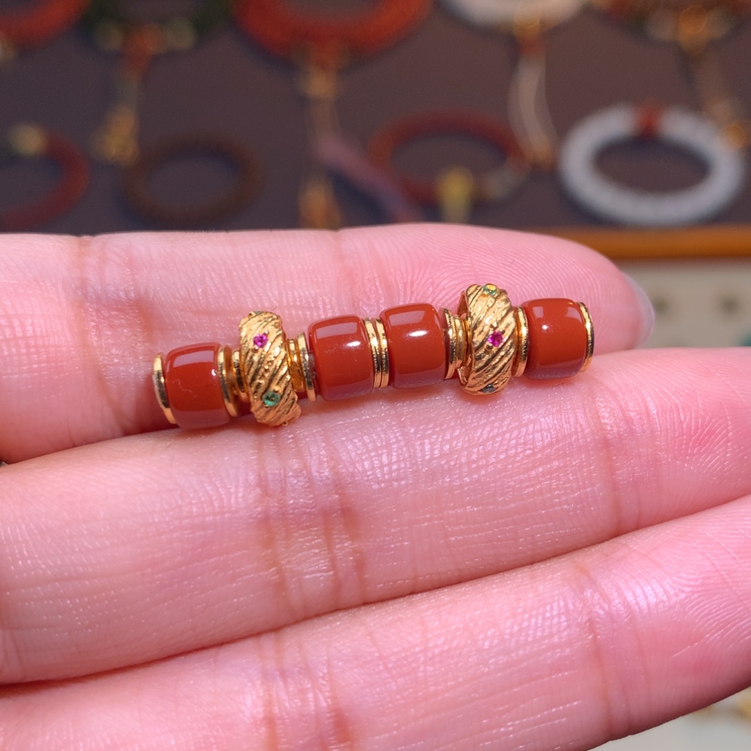 南红玛瑙未镶嵌颈饰