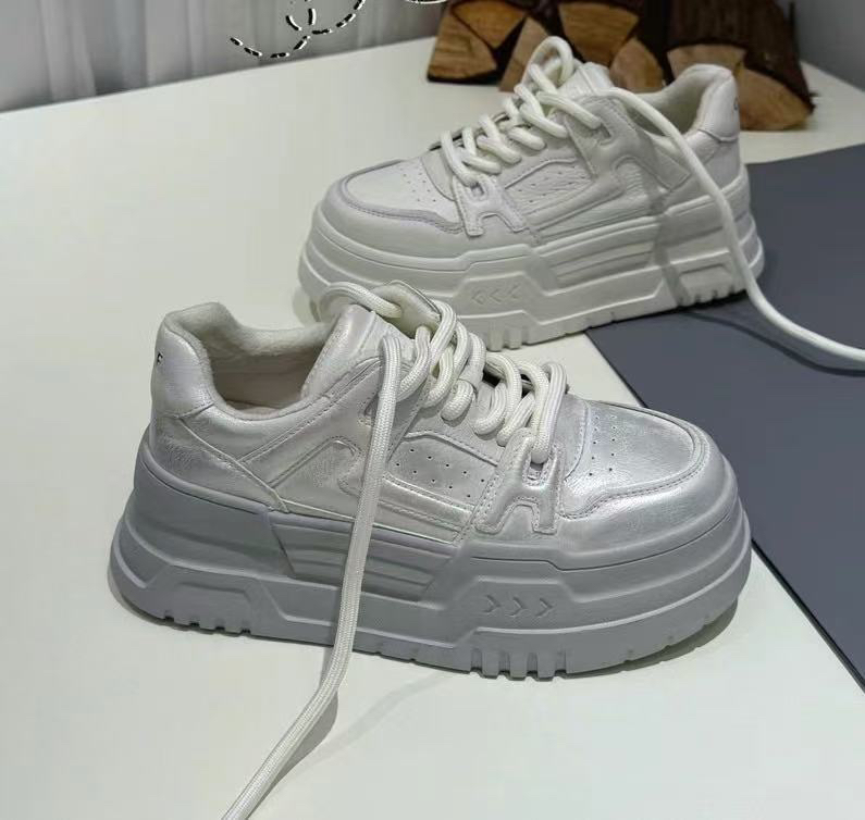 经典韩版高跟加绒保暖百搭小白鞋