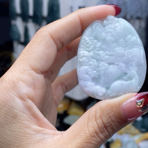 翡翠颈饰未镶嵌翡翠