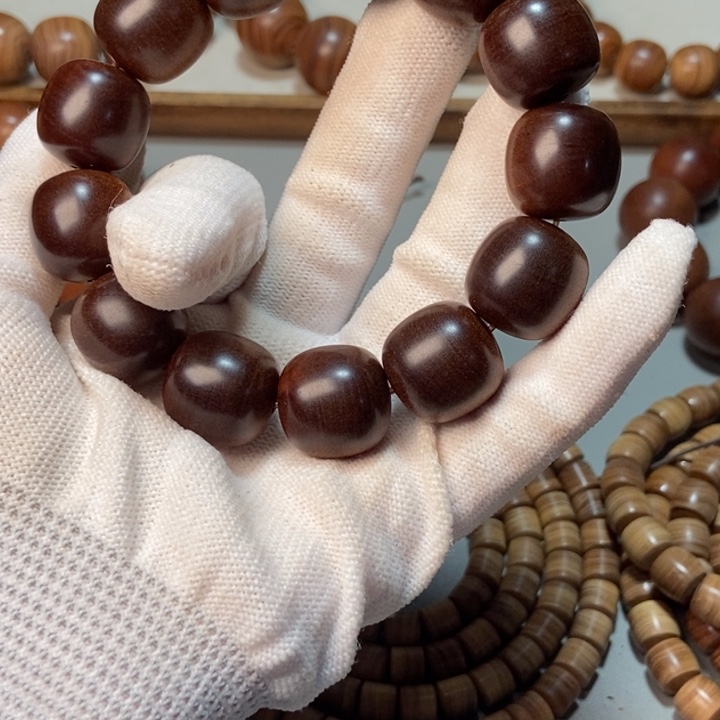 一***提檀香木老山檀香檀香王1.8*1.8，焦糖奶甜香