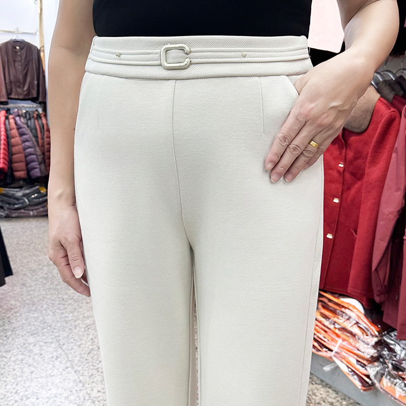 冬季加厚妈妈裤子保暖微喇叭裤女士2025新款中老年女裤长裤松紧腰