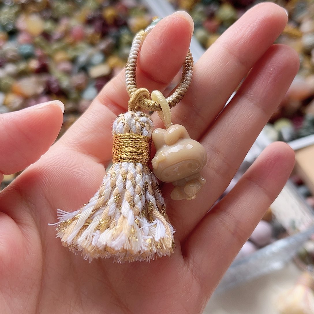 石英质玉手工包挂未镶嵌