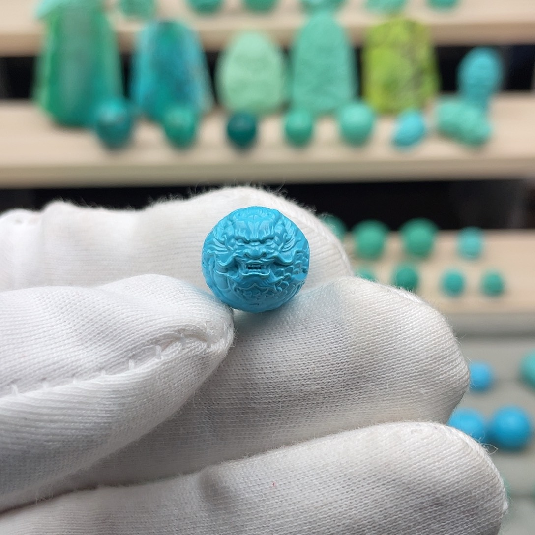 湖北月儿潭蓝料13mm龙珠