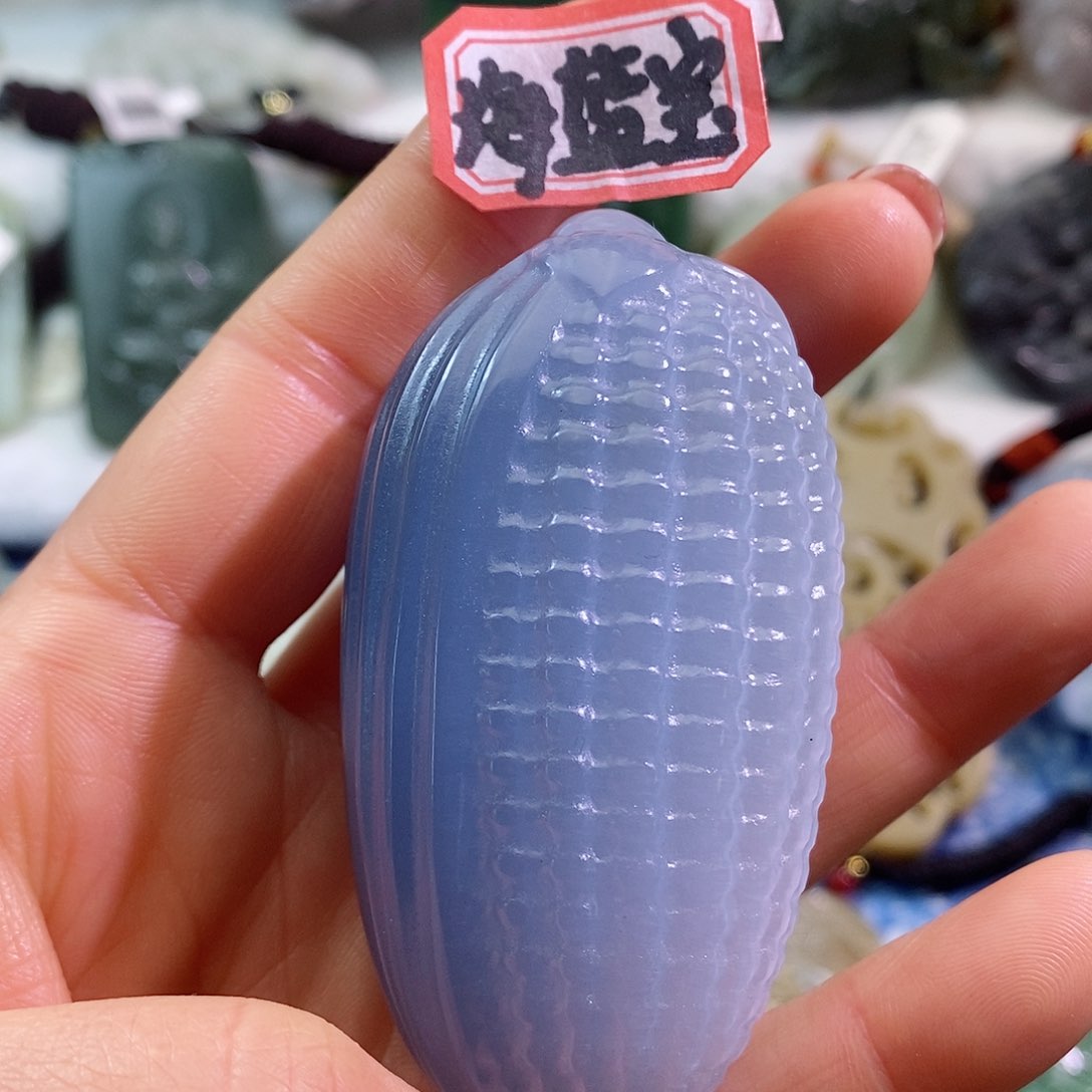 和田玉（糖玉）颈饰未镶嵌