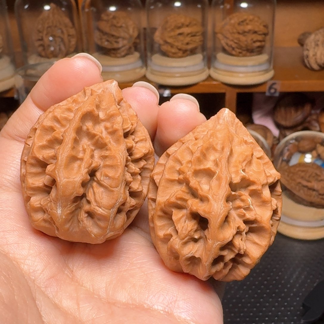 文玩核桃把件龙骨灯笼