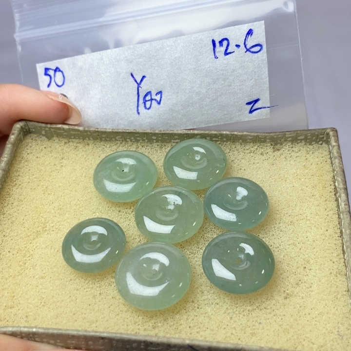 定制翡翠未镶嵌不退