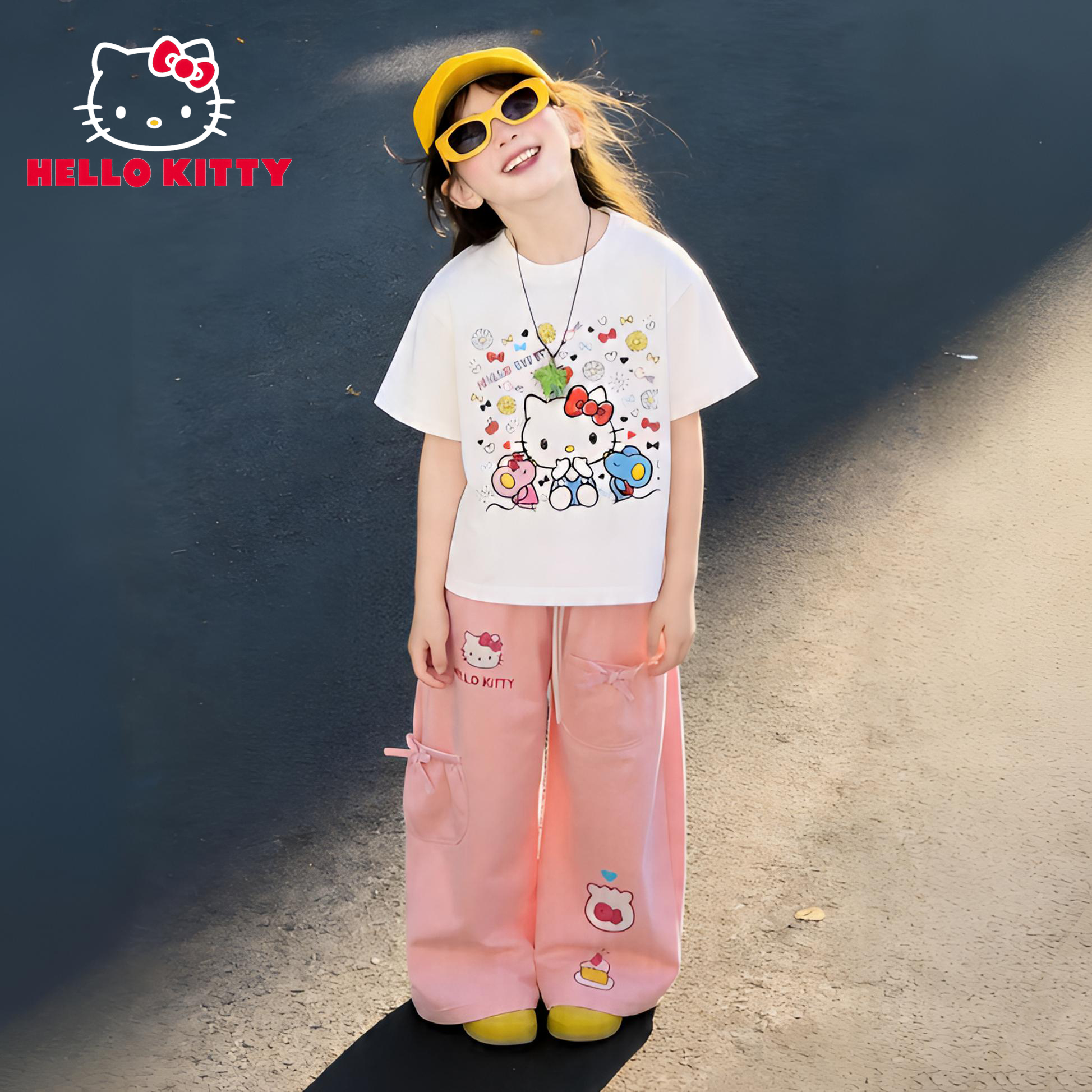 Hello Kitty时尚休闲洋气透气女童夏季卡通印花爆闪圆领短袖T恤
