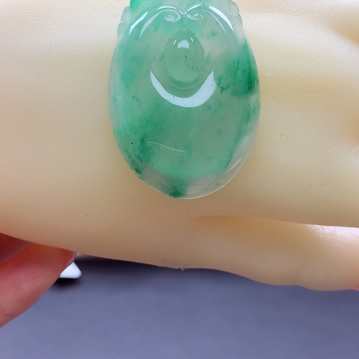 石英质玉颈饰未镶嵌