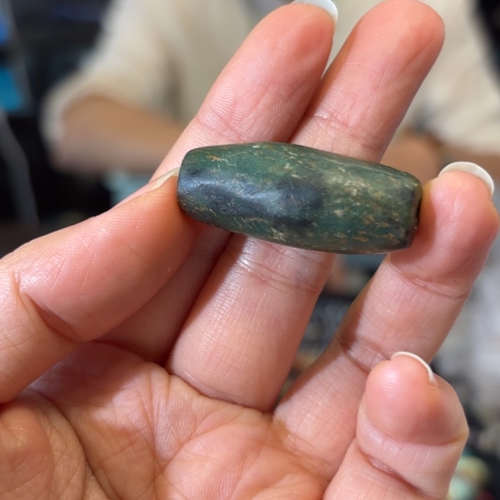 琉璃颈饰琉璃单珠