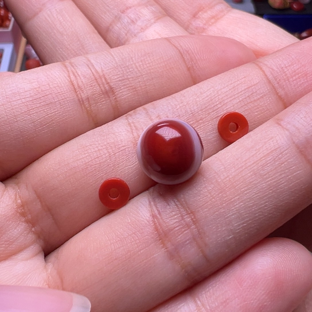 欣***欣南红玛瑙未镶嵌珠宝奇石