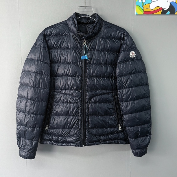 99新 MONCLER 蒙口轻薄排骨羽绒服/3码/73097