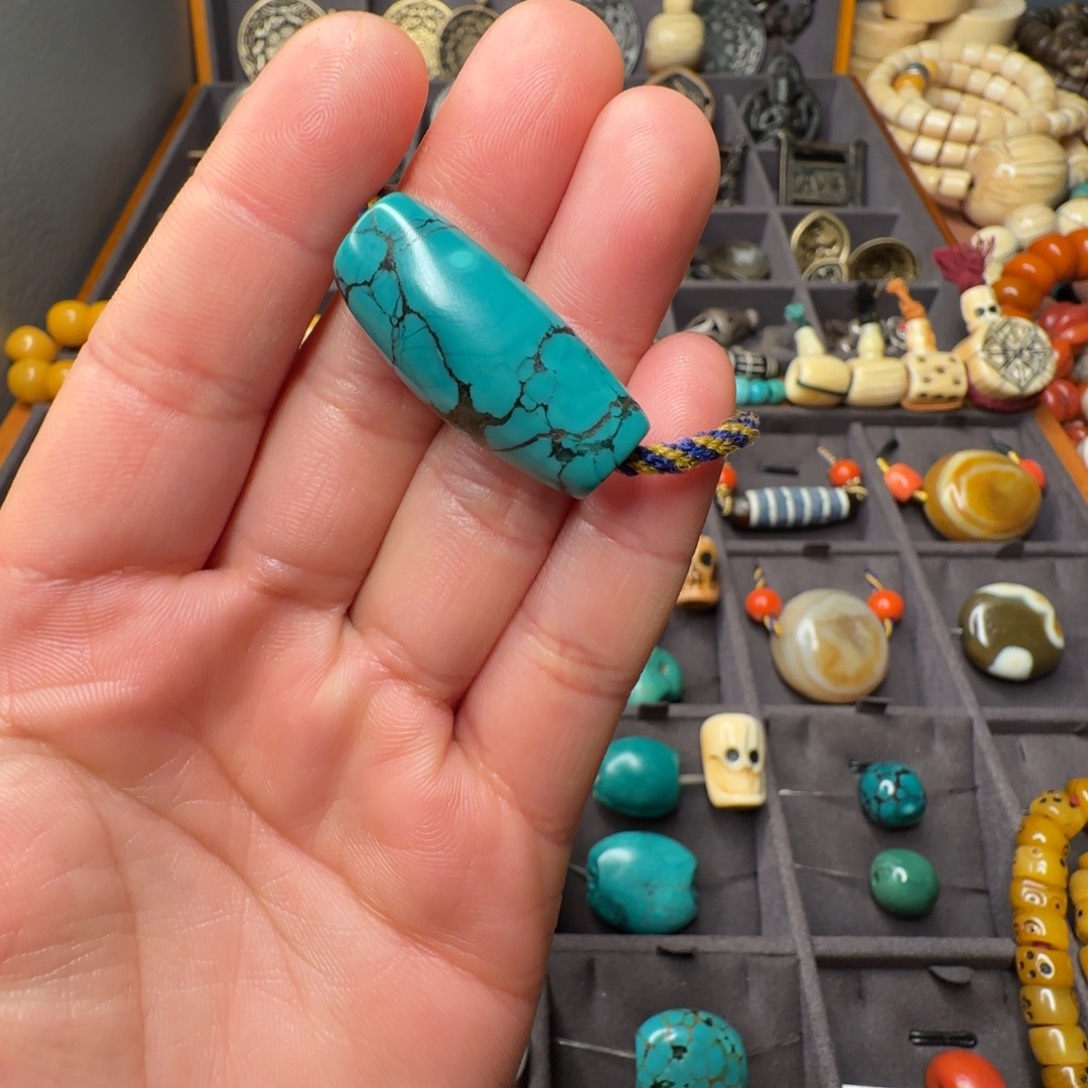 巴***爷大叶紫檀（黑酸枝木类）