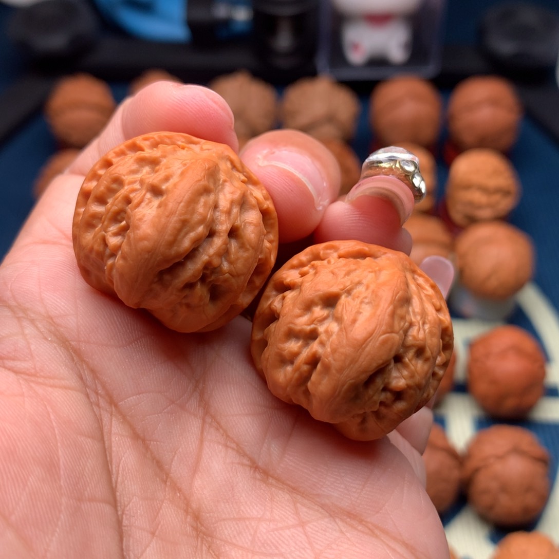 文玩核桃把件小霸王龙