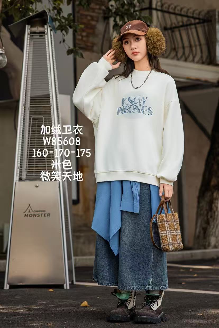儿童秋冬宽松加绒刺绣卫衣秋季保暖圆领长袖韩版加绒百搭85608