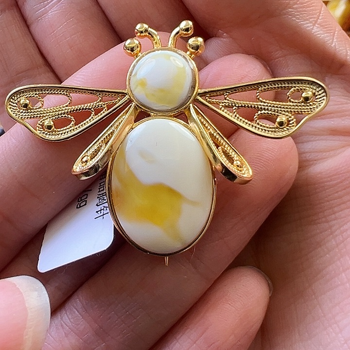 未镶嵌蜜蜡颈饰蜜蜡