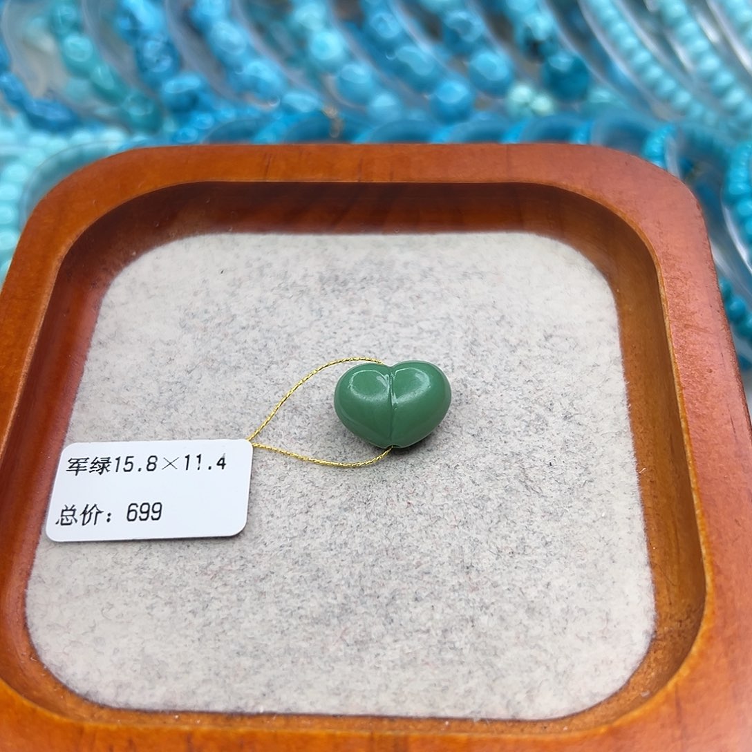 绿松石未镶嵌珠宝半成品