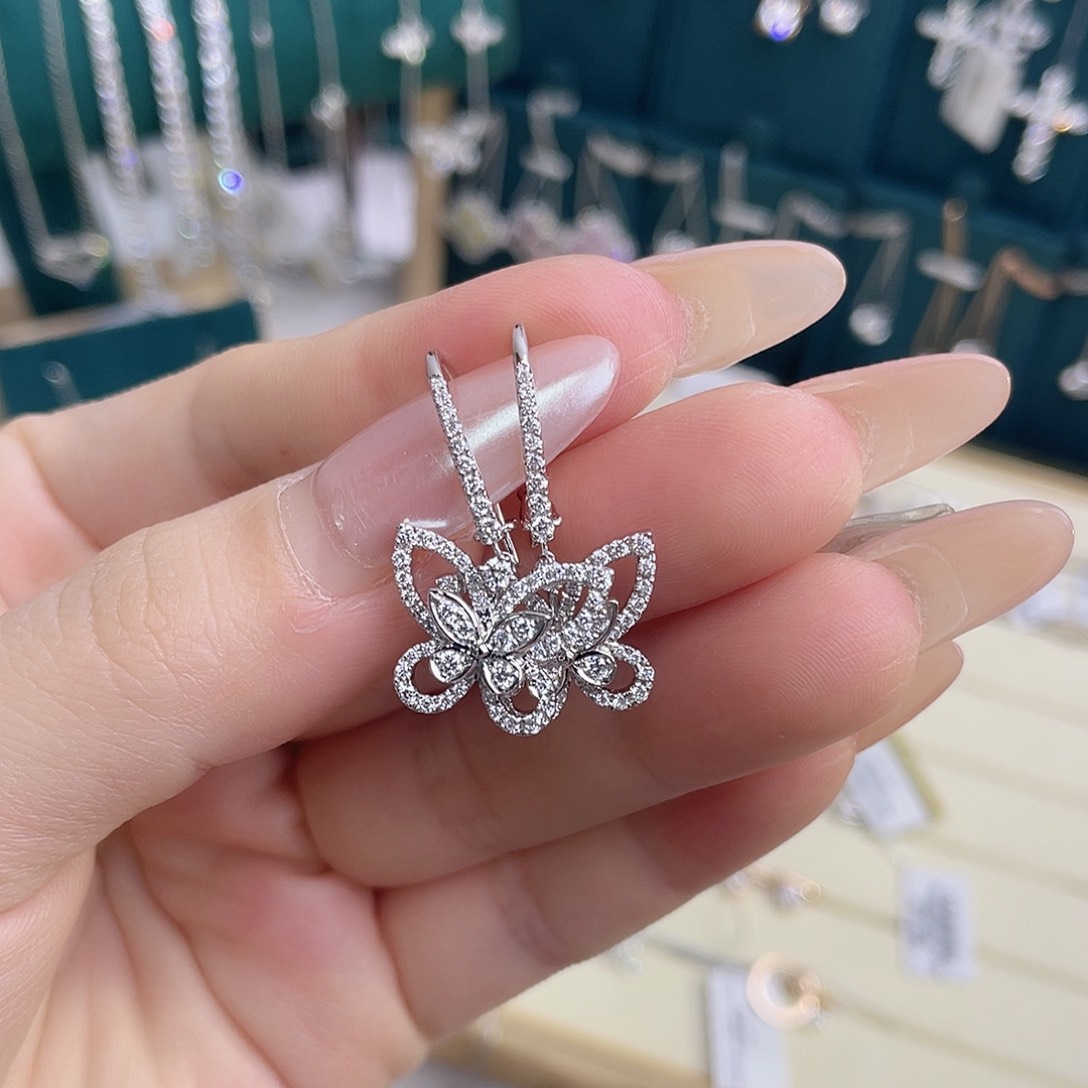 实验室培育钻石铂Pt950镶嵌蝴蝶耳环