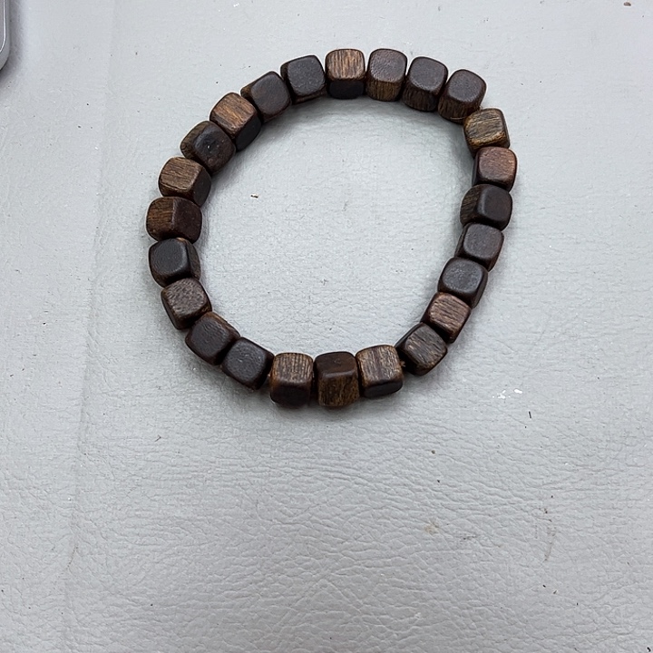 沉香沉香碎屑老白棋08mm方珠，13克高货沉水多样性发一