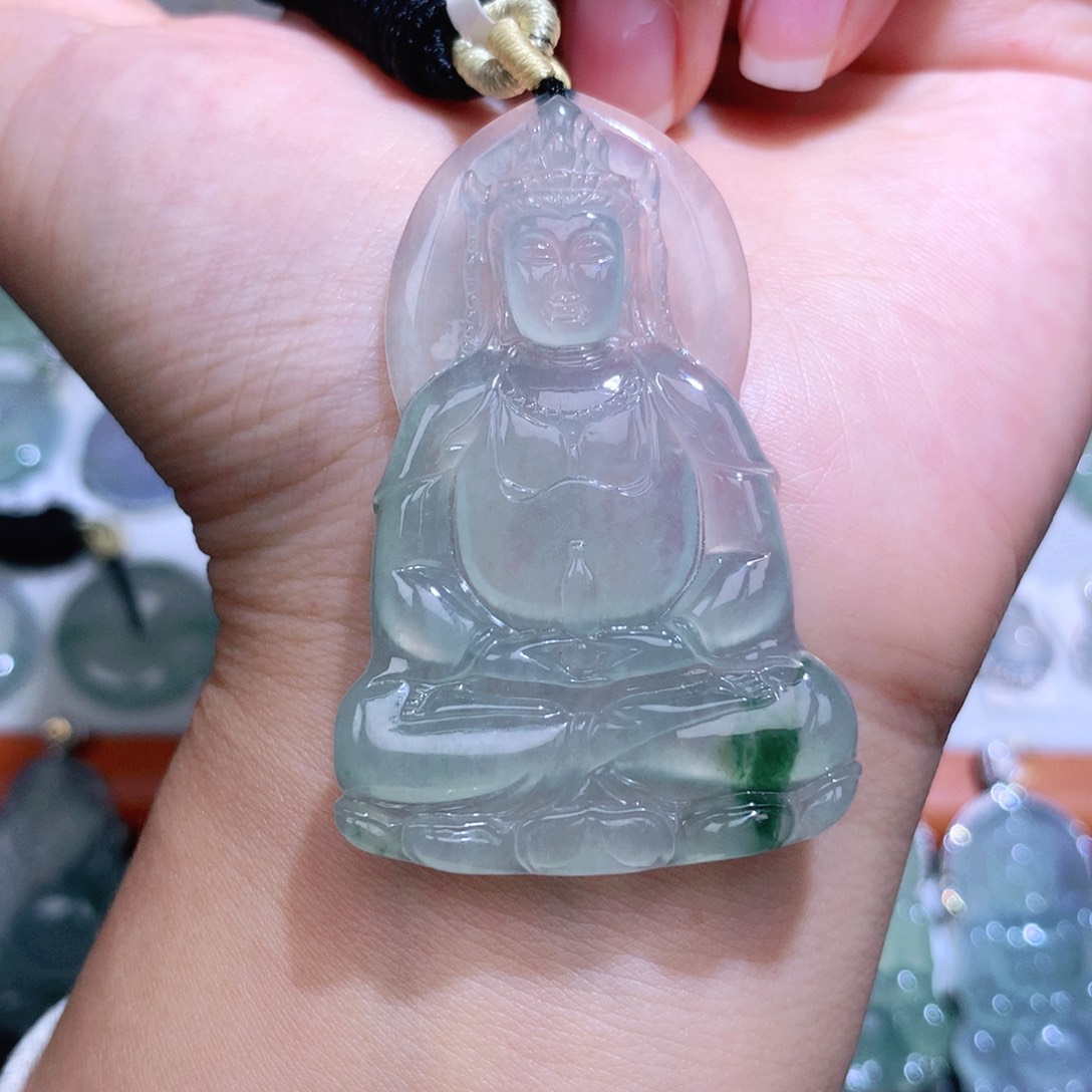 翡翠未镶嵌颈饰素衣