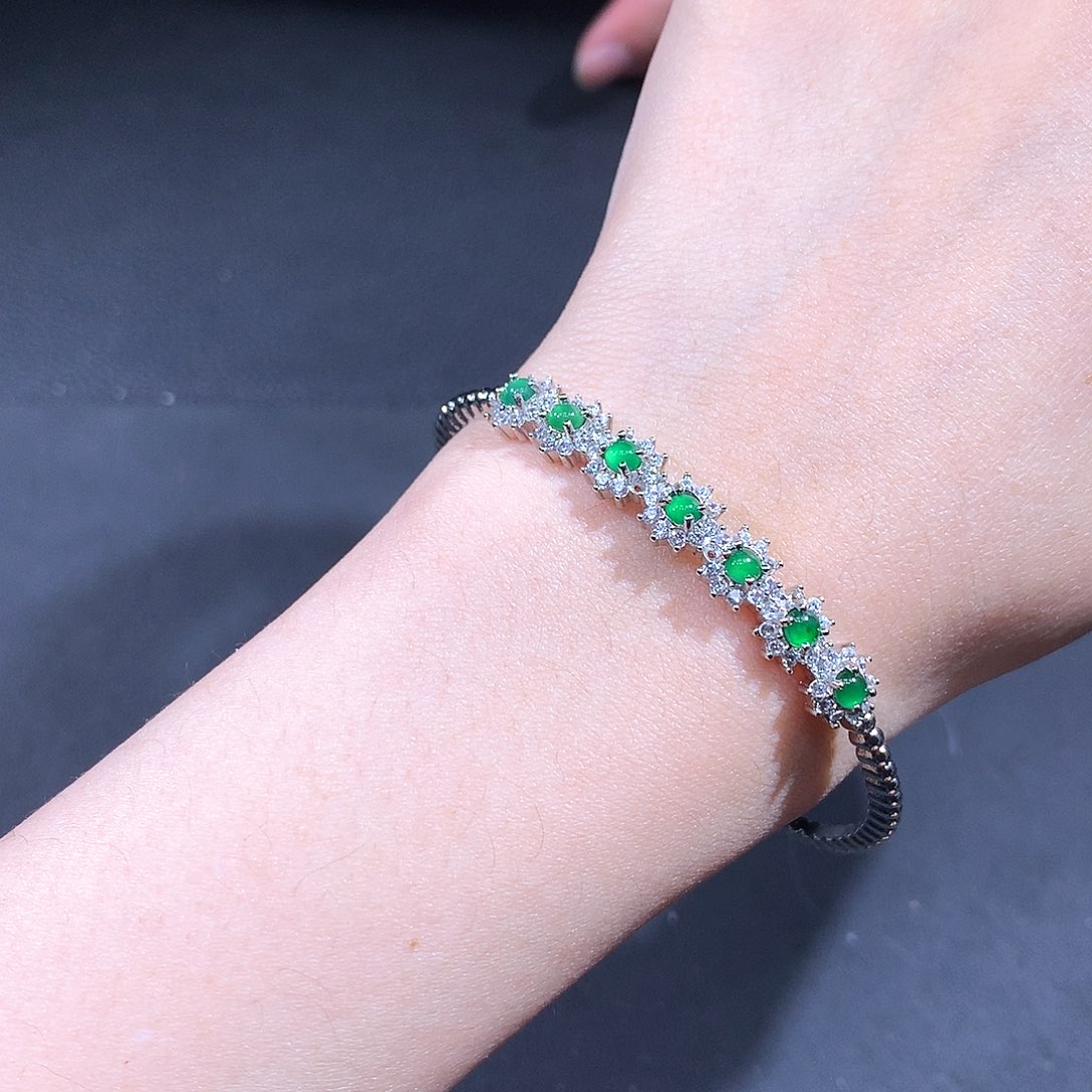 未镶嵌戒指翡翠翡翠