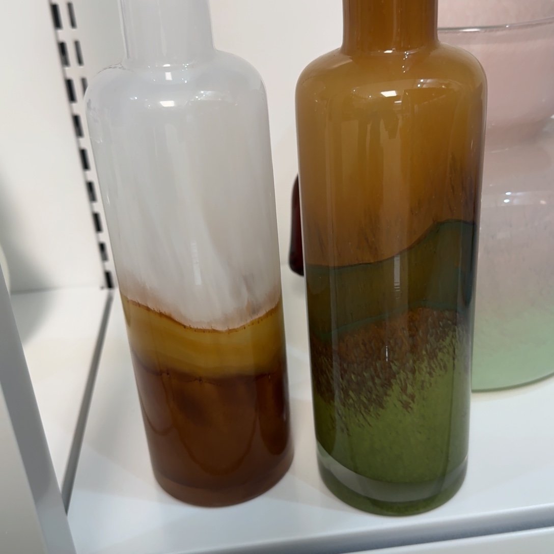 琉璃福利二级花瓶一对