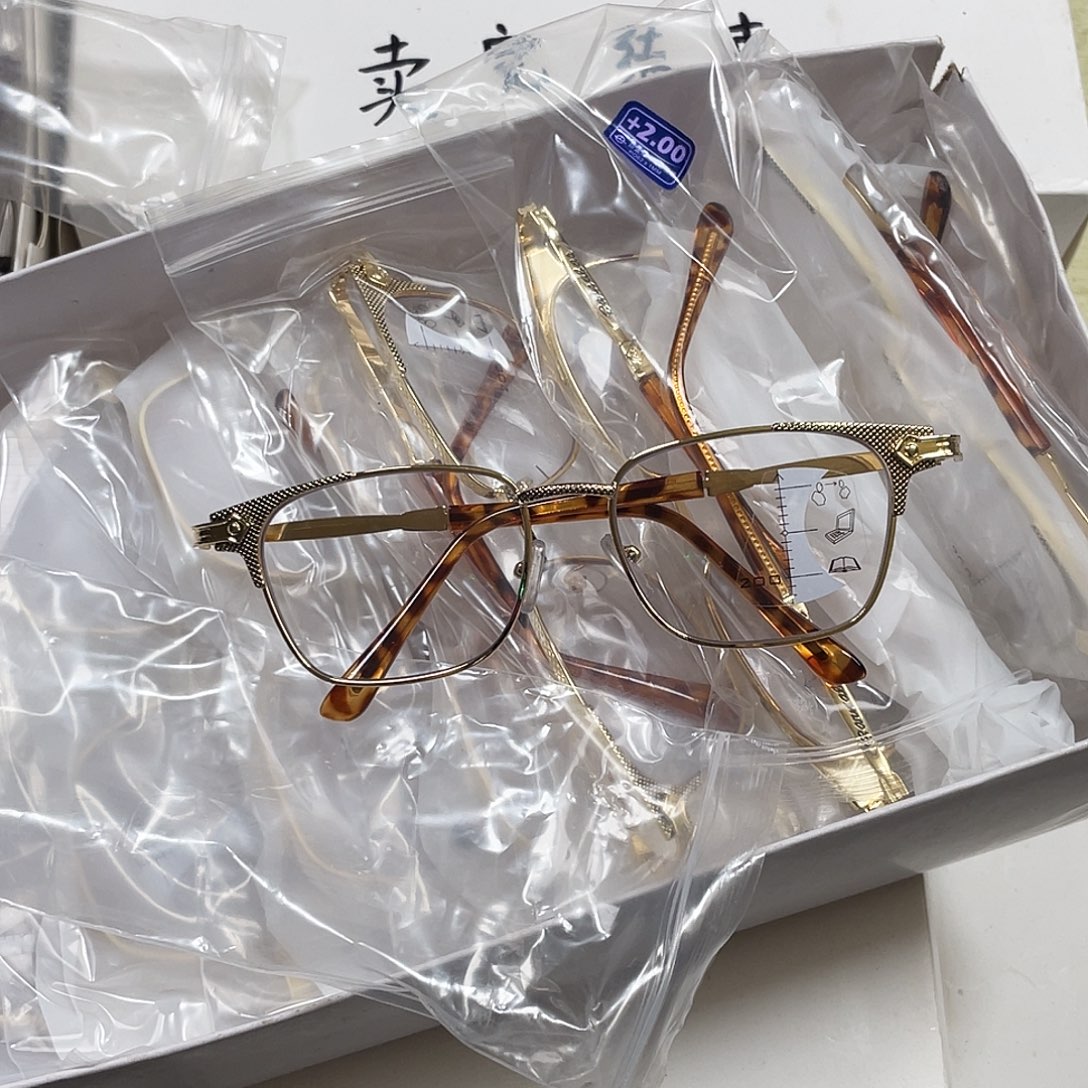 200度变焦金色。    