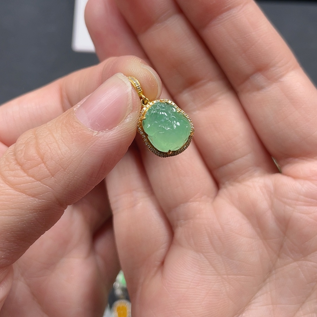 翡翠颈饰18K金镶嵌木*天然翡翠18kA货