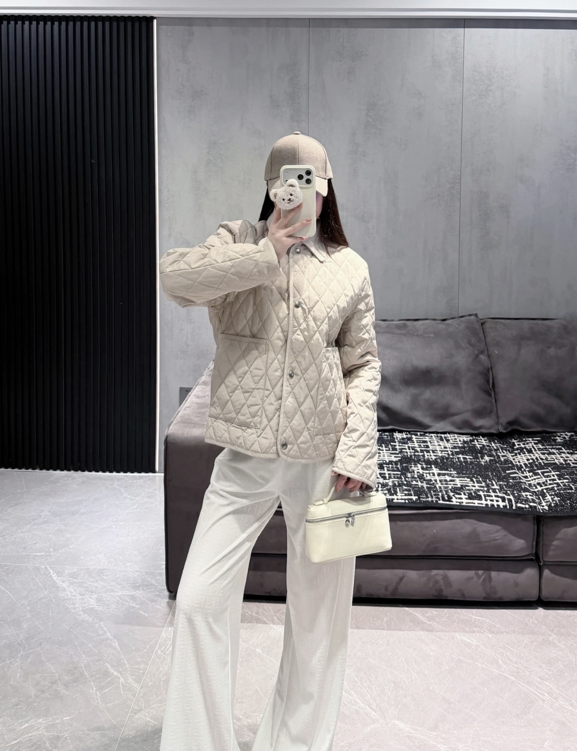 95新 BURBERRY/博柏利 rc0099 涤纶 粉色菱格绗缝夹克 M码