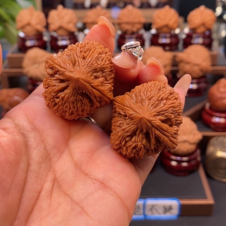 文玩核桃吊坠35大蒜头