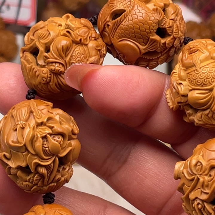 昂***步吊坠橄榄核橄榄核