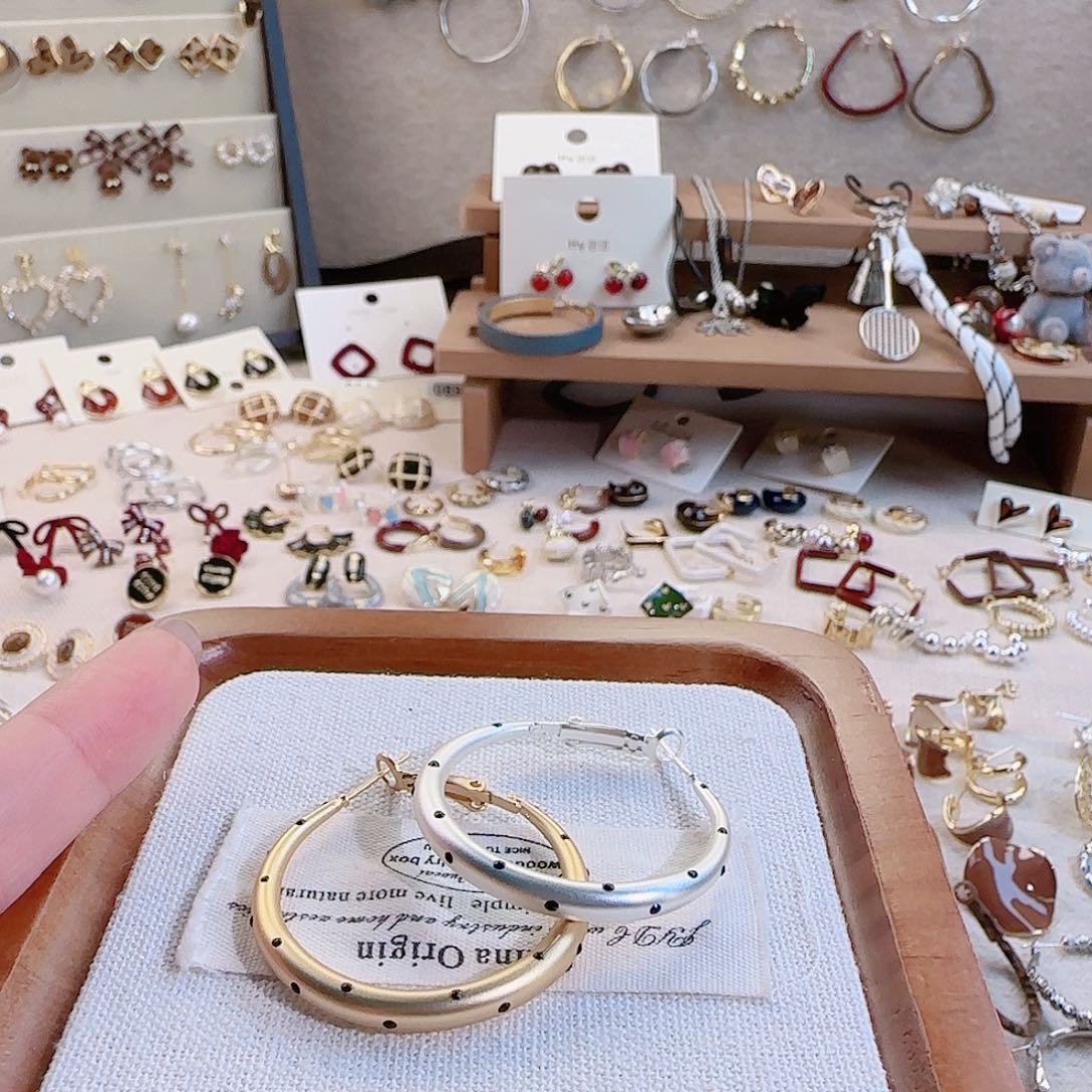 仿珍珠铜合金925银耳钉