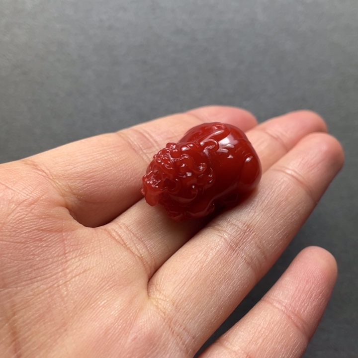 南红玛瑙配饰未镶嵌?**浪貔貅