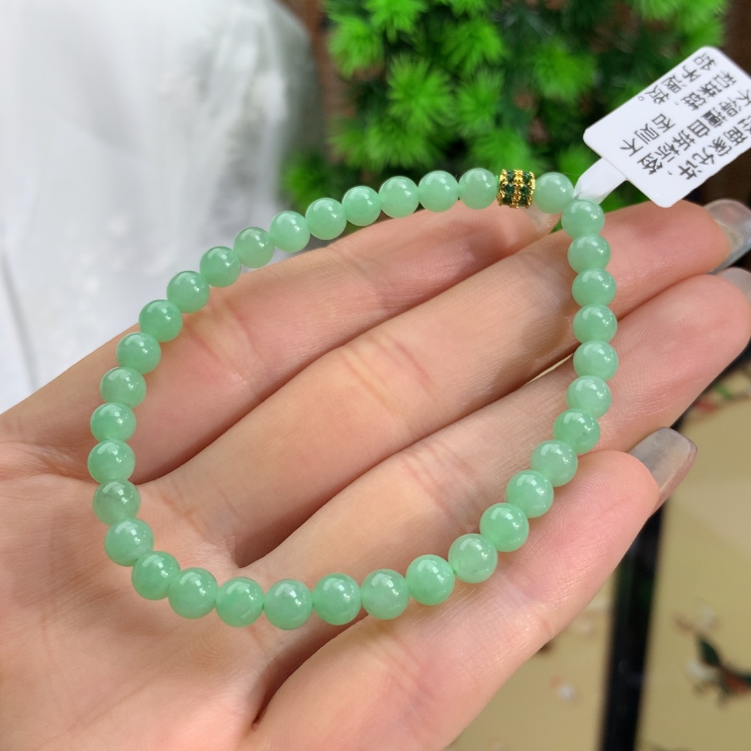 翡翠手链未镶嵌冰润果绿手链卡5.2m m