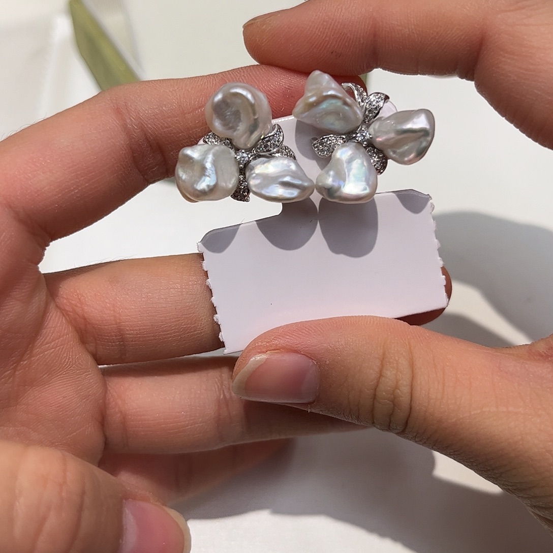 合金淡水珍珠耳饰