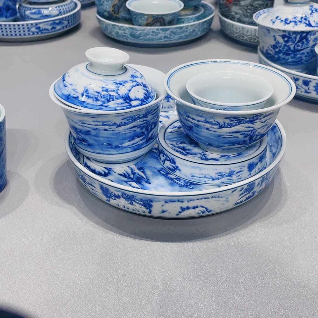 盖碗我们是景德镇瓷器