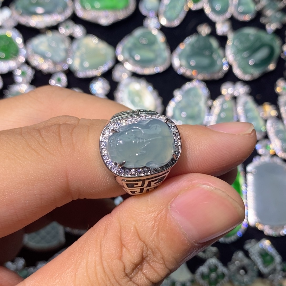 翡翠未镶嵌颈饰天然