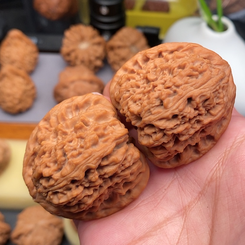 【闪购商品】文玩核桃把件南江全品40