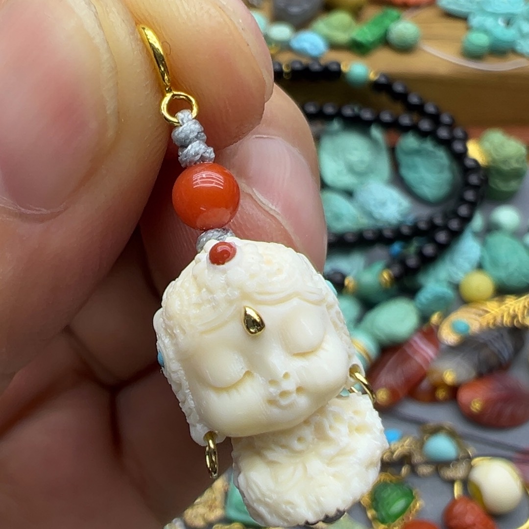 南红玛瑙颈饰银S925镀金镶嵌